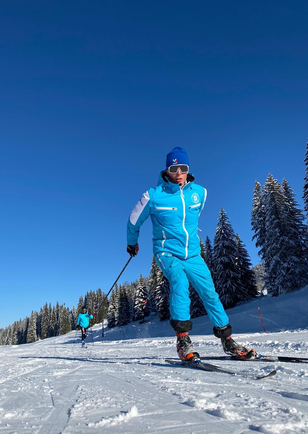Cours privé ski de fond Skating - Station des Rousses - neige dans le Jura - Le skating est aussi appelé "pas de...
