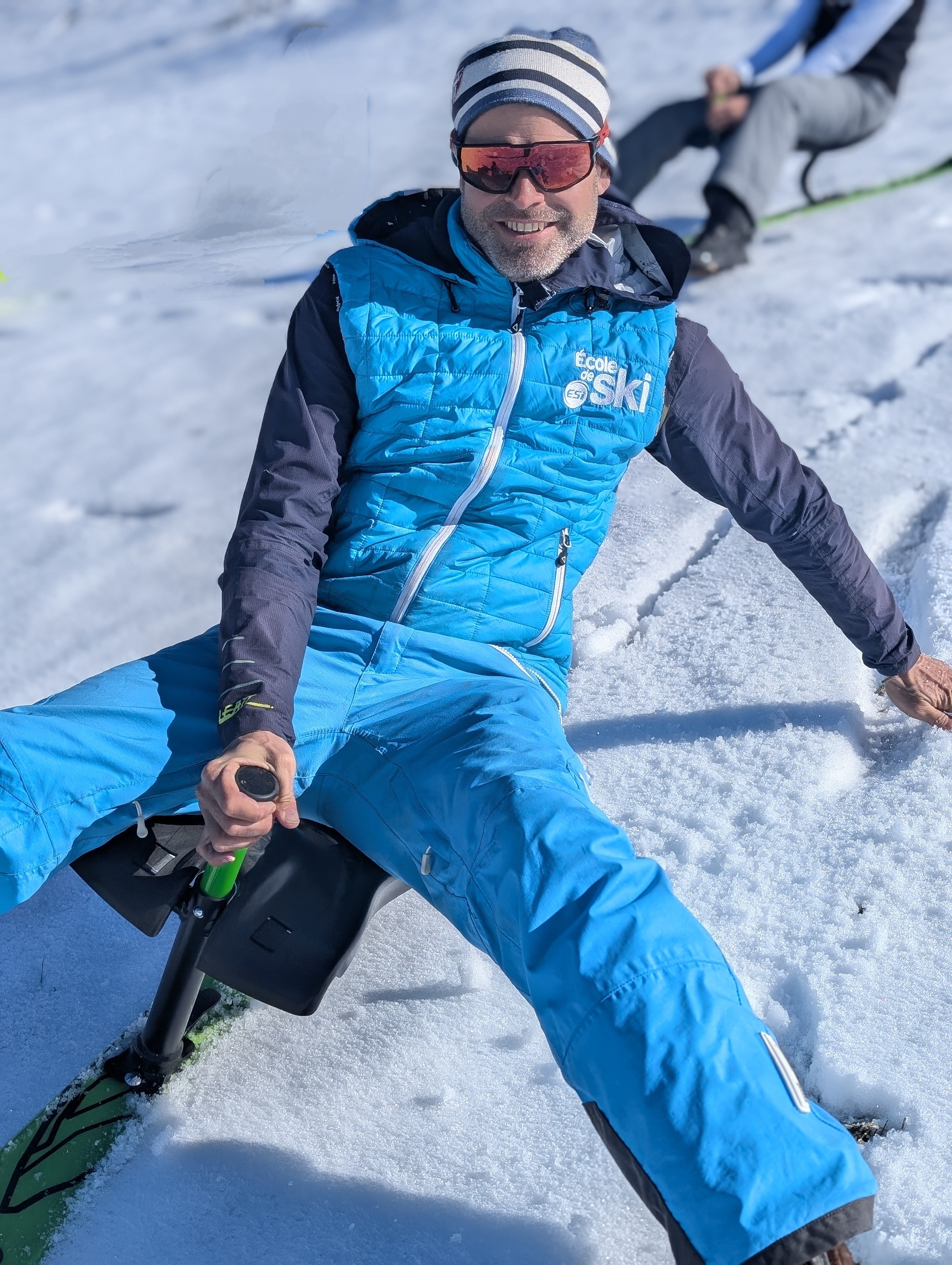 Descente en luge paret - Activité Jura - En après ski, découvrez les montagnes du Jura autrement équipé d'un...