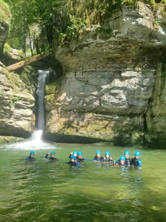 Canyon de la Sémine - canyoning - Activité Jura - Un canyon sans technique de corde peu fréquenté et très ludique....