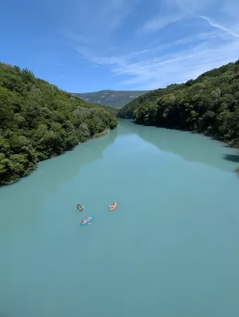 Le Rhône sauvage en packraft - Activité Jura - À deux pas de Genève et du pays de Gex, partez à l'aventure sur...