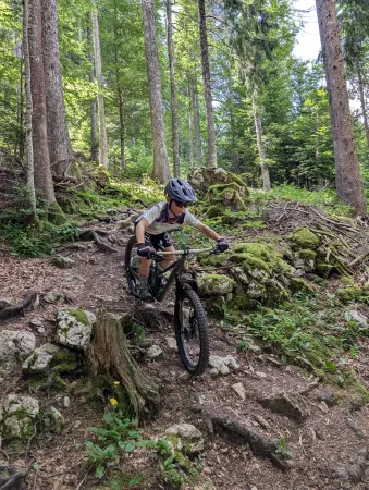 Bike park du Fort des Rousses - Activité Jura - Une belle sortie en VTT pour progresser techniquement sur de magnifiques...