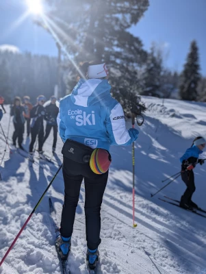 Cours de ski de fond collectifs - Station des Rousses - Neige dans le Jura - En technique classique ou en skating,...