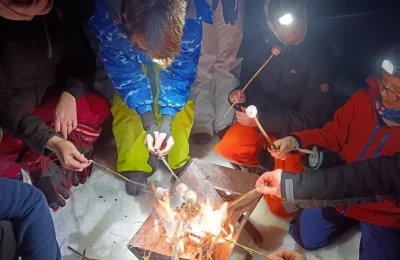Semi-nocturne Igloo et chamalow  - Activité Jura - Une fin d'après-midi dépaysante en famille(s), où les plus...