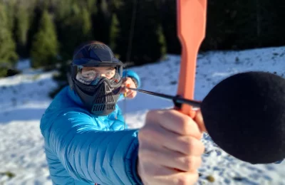 Groupe : Battle tir à l'arc - Activité Jura - 2 équipes, des cibles, des adversaires à mettre hors jeu ! En...