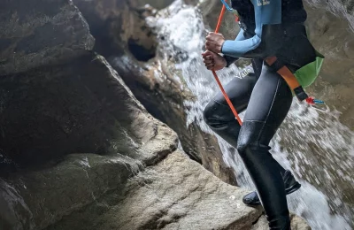 Canyoning journée dans le Jura - Activité Jura - Une belle journée de canyoning dans le Jura avec un moniteur...